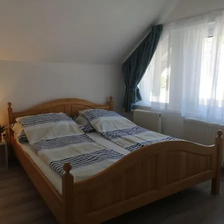 Fine Apartman * Balatonlelle
